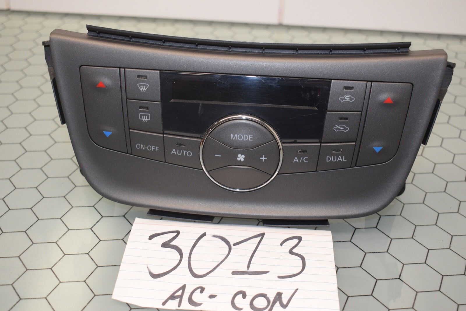2013 2014 Nissan Sentra AC and Heater Control Used Stock #3013-AC