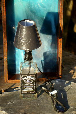 Flaschenlampe Jack Daniels Geschenk Nachttisch lampe schwarz