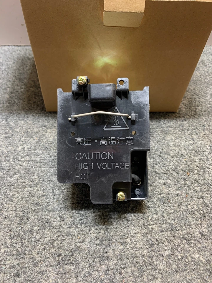 OSRAM 610-305-1130 6103051130 OEM LAMP IN HOUSING FOR PLV-HD10 PLV-HD100 - Image 4 of 4