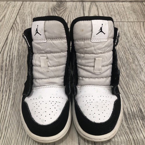 Nike Air Jordan 1 Mid Glow in the Dark Panda PS Sz 11.5C White Black BQ6932-103 - Picture 7 of 13