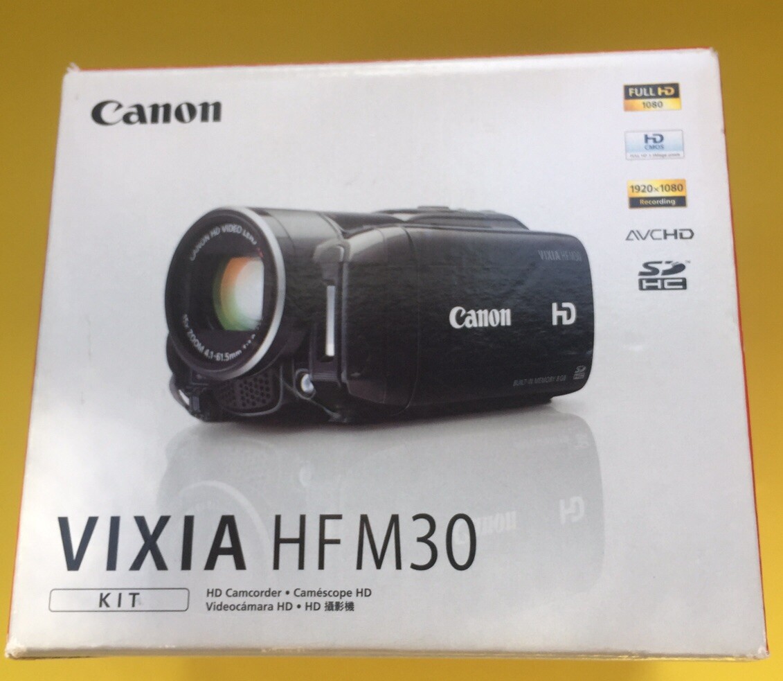 Canon VIXIA HFM30 　結構美品です！ Canon VIXIA HFM 30 Camcorder - Black Includes Soft case