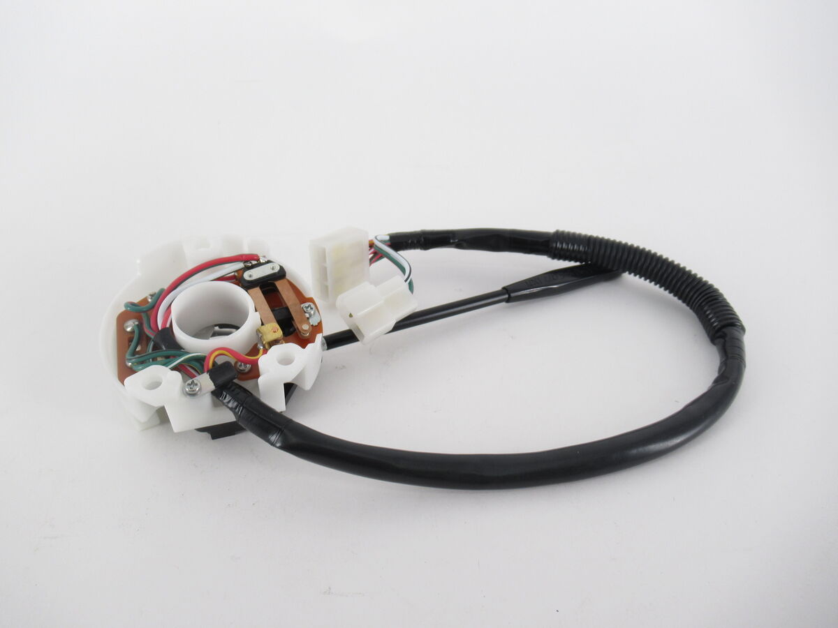 パーツ Y Genuine OEM Toyota 84310-60072 Turn Signal Switch Assy 1977