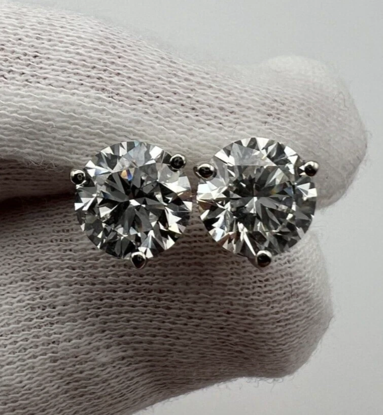 Серьги-гвоздики с выращенными в лаборатории бриллиантами общим весом 4 карата сертифицированные IGI, золото 14 карат, мартини