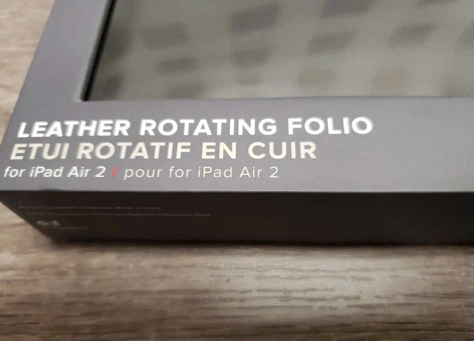 New TUMI Leather Rotating Folio Case For iPad Air 2 9.7" Black Leather - Image 3 of 4