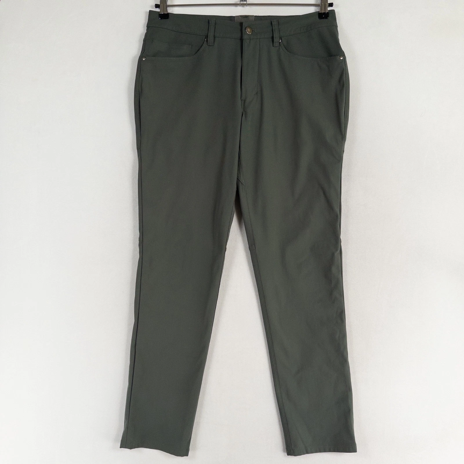 Lululemon ABC Pants Mens Sz 31 Green Expanded Waist Measures 34 Performance