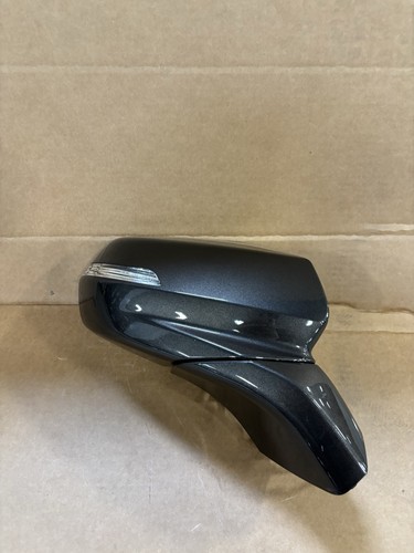2017-2019 Cadillac XT5 RH Passenger Side Mirror W/ Turn OEM 84721993 - Picture 2 of 3