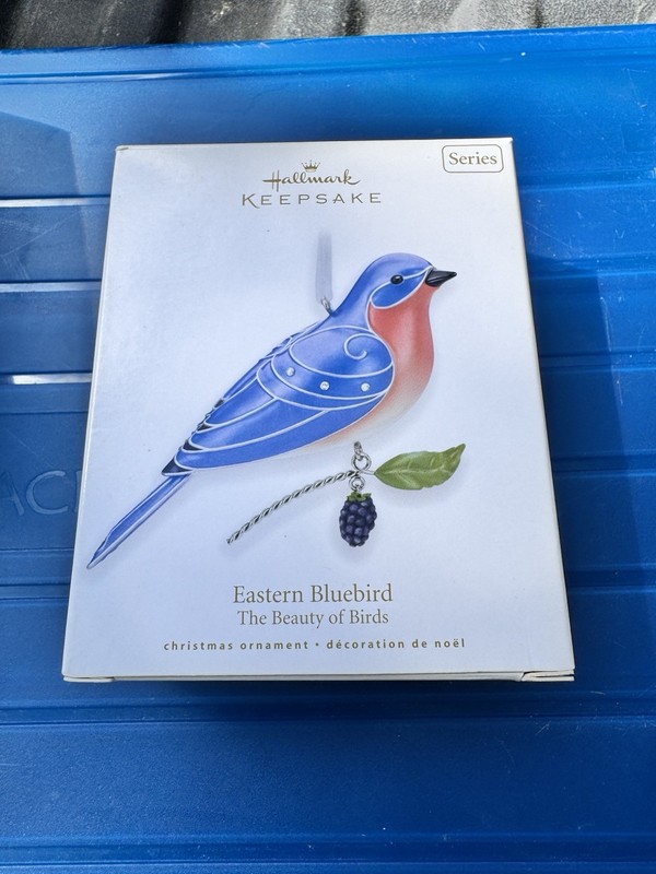 Hallmark 2010 Eastern Bluebird 6th In Series The Beauty of Birds Ornament New