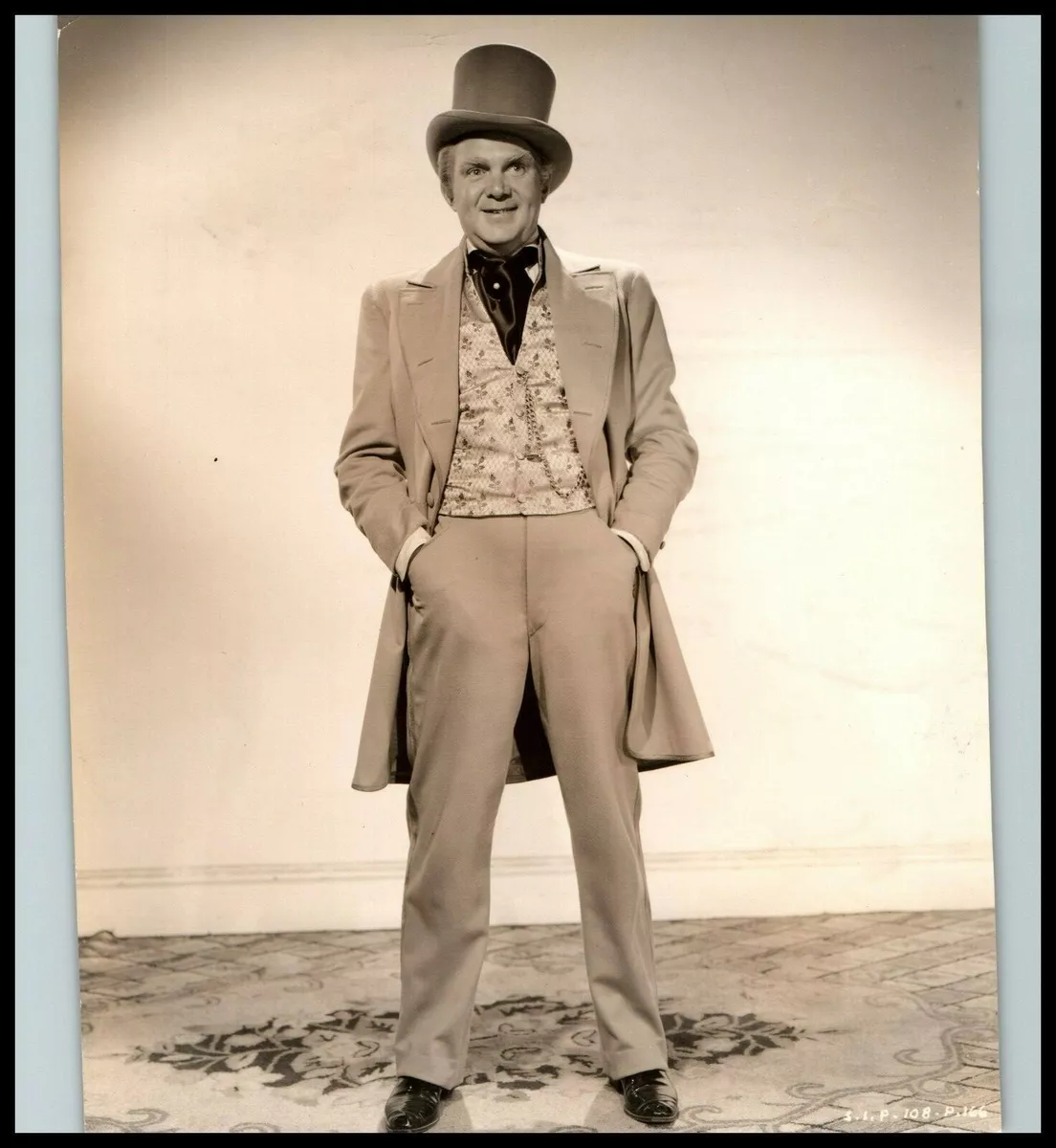 Gone With the Wind: Thomas Mitchell Signed Photograph