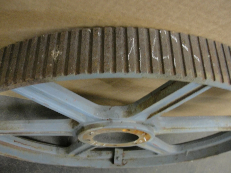 Heavy duty steel machine gear sprocket 156 teeth 24 1/2" diameter used  - Image 4 of 4