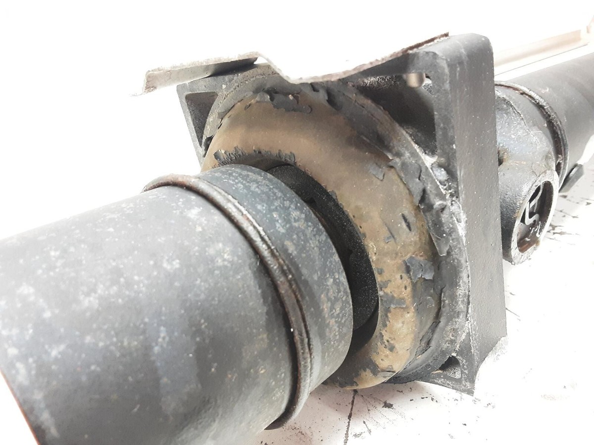 本LA-2‐5 2009-2020 Nissan GT-R JDM R32 Rear LH or RH Axle Stub 31