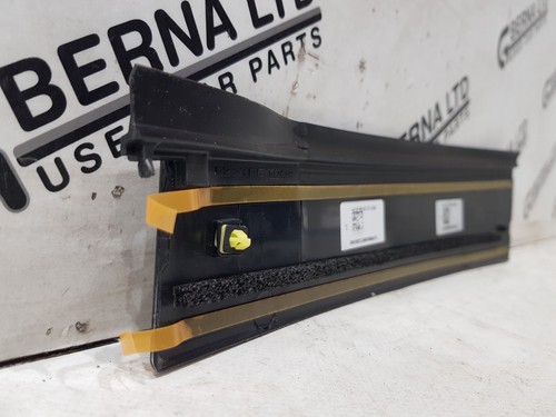 Modanatura finestrino porta lato sinistro posteriore originale Toyota C-HR MK1 2016-2022 - Foto 6 di 10