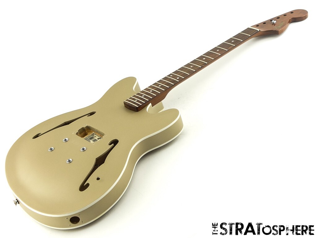 SALE! Tom delonge Fender Relic 2002 激レア 2002 Fender Tom Delonge Signature Model Stratocaster Daphne