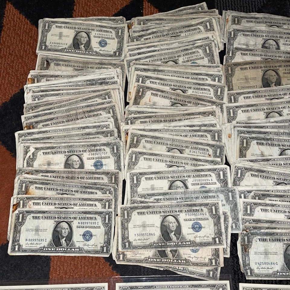 Estate Lot of 230x $1 and 22x $5 Silver Certificate Banknotes - $340 FV Total - Image 2 of 4