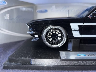 Ford Mustang Boss 302 1969, Scwarz,Maßstab 1:18, Modellauto von Welly