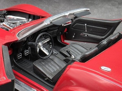 Revell 1969 Chevy Corvette L89 427 Stingray 1:18 Scale Diecast