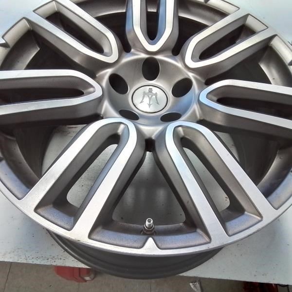 2017 MASERATI GHIBLI 19 INCH REAR OEM USED WHEEL B CONDITION GRAY 7 DBL SPOKES