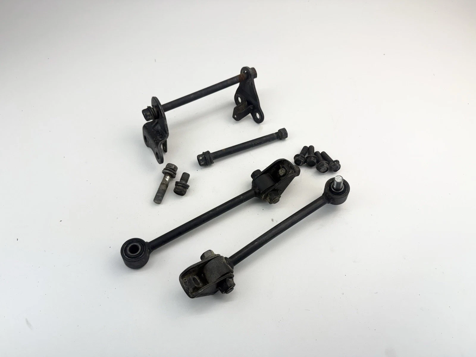 ✅ 1987 - 2006 Yamaha Banshee 350 YFZ350 Engine Mounts Bolts Set OEM Genuine 1993