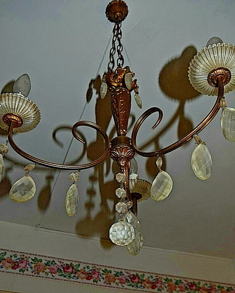 ANCIEN LUSTRE EN BRONZE ET PAMPILLE LAMPE PAS DE CHEVET PLAFONNIER BOUILLOTTE - Photo 3/4