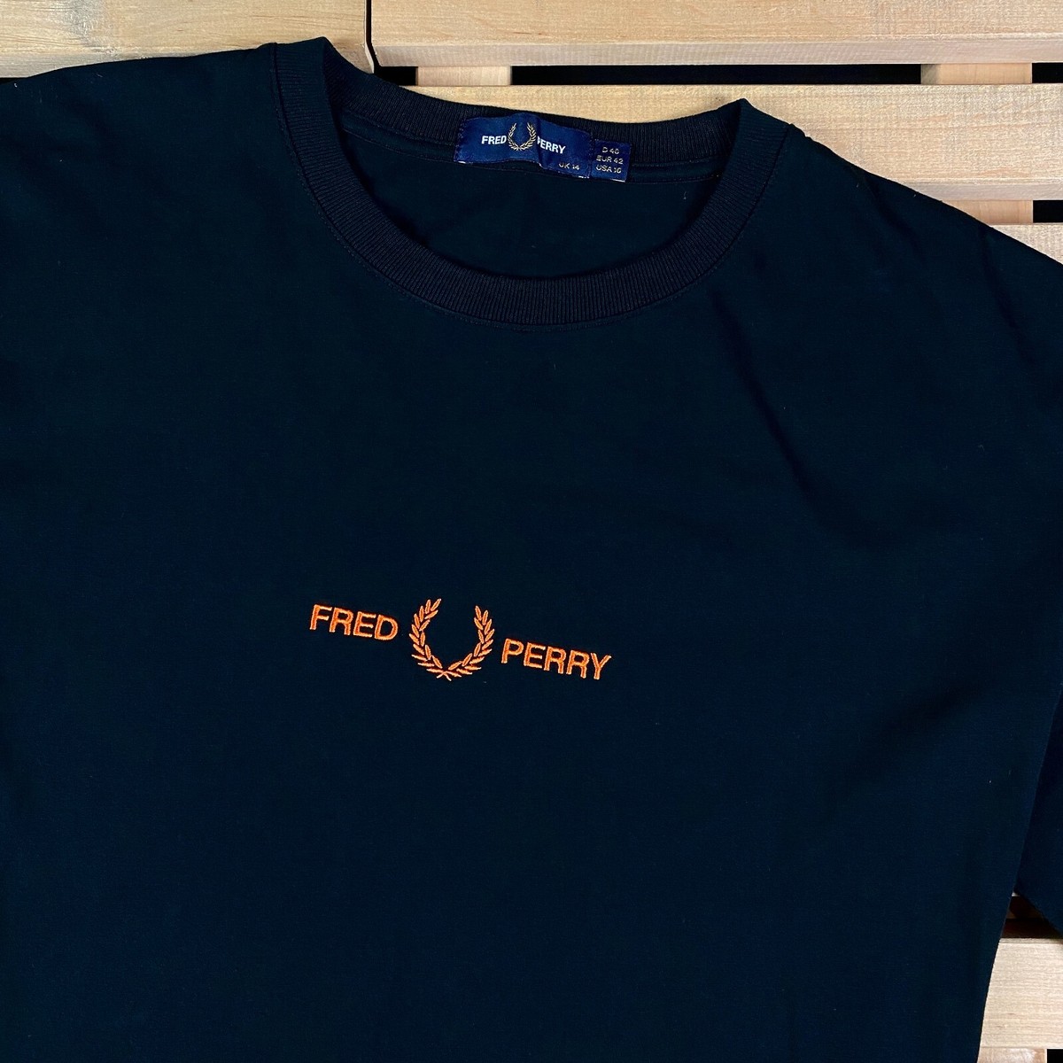 FRED PERRY Tシャツ Fred Perry Pinstripe T Shirt Navy | Mainline Menswear United