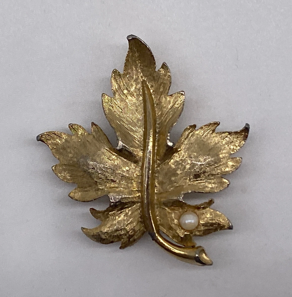 Chanel maple clearance leaf brooch