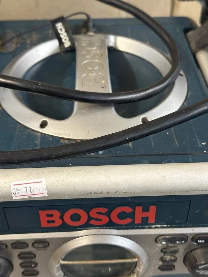 Bosch Power Box Jobsite PB10-CD, Rádio AM/FM, Carregador de Bateria Bosch - Imagem 3 de 4
