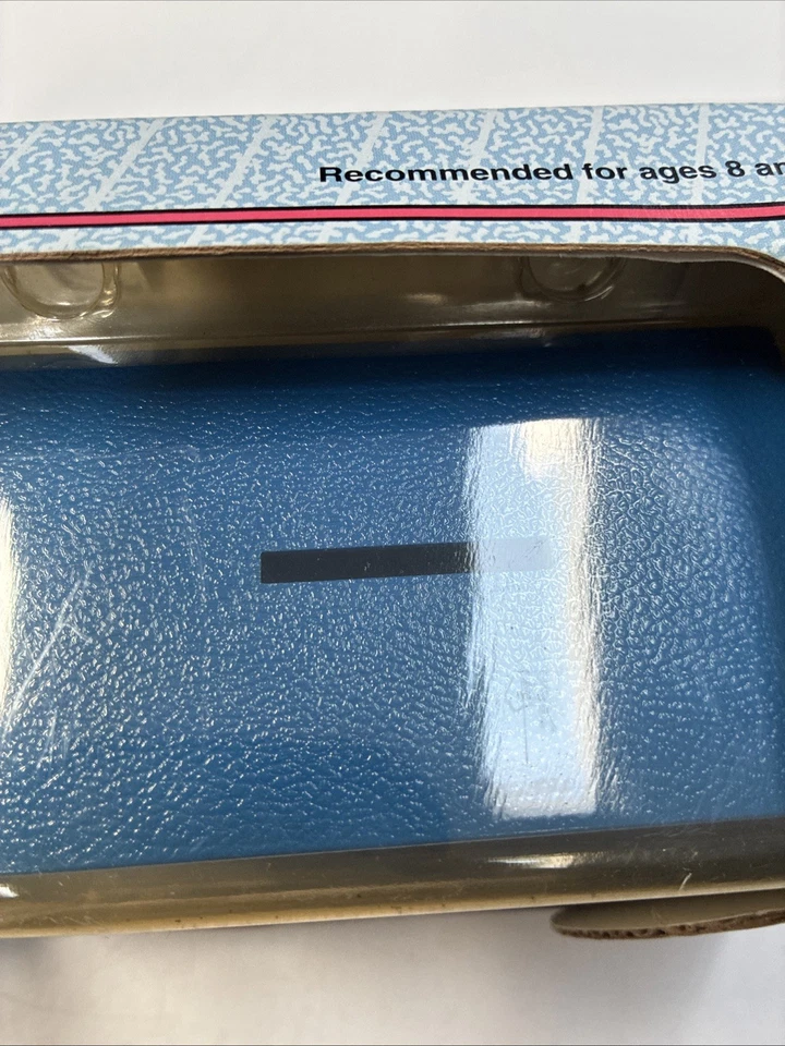 IGA 杂货 复古 Ertl 1925 银行压铸金属 1/30 比例 全新带盒 IGA 广告 — 第 3/4 张图片