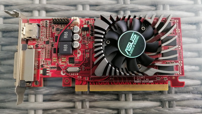 Asus AMD R7240 OC 4GD3-L GDDR3 4GB HDMI DVI PCIe 3.0 Grafikkarte