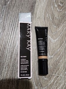 New Mary Kay CC Cream Sunscreen Broad Spectrum SPF 15 Deep