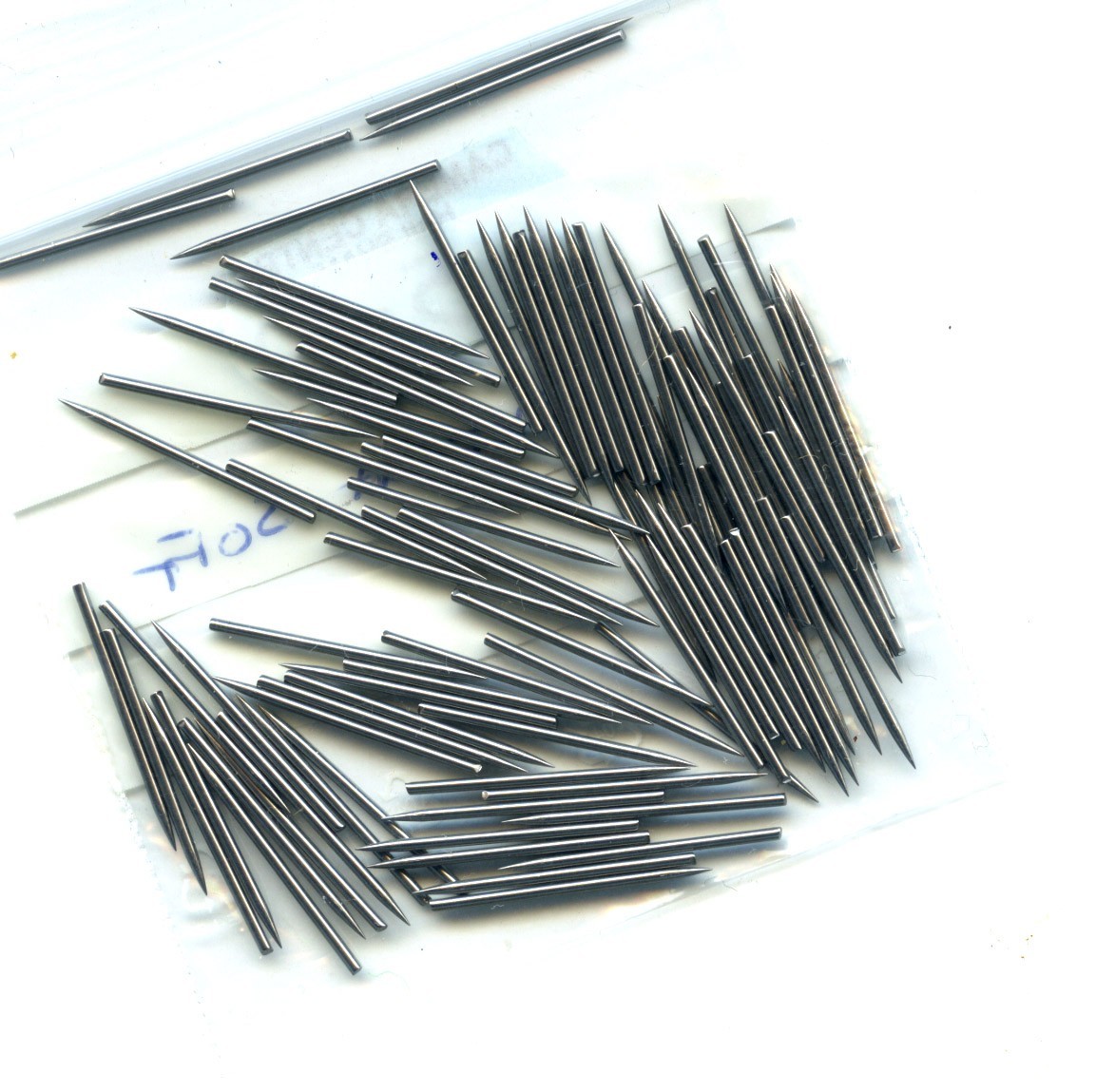 New Extra Soft tone Gramophone needles. A packet of about 100.