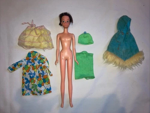 VTG RARE MOD Baggie FRANCIE Doll Brunette Barbie Tagged Outfit Lot TLC