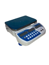 NEW Cole Parmer CS Plus 6 Counting Scale 6kg x 0.2g Readability CS-200-6K