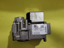 Used Wascomat Gas Valve TD30X30 Dryer P/N 487230531 , 487230530 TYPE VK4105A