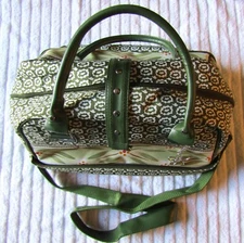 Temptations Insulated Thermal Food Carrier Tote  Bag Tara Old World Green