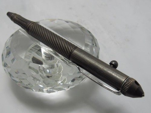 GORGEOUS HIGH QUALITY HEAVY RETRO BLACK BRASS BOLT ACTION TACTICAL PEN/GIFT BOX - Picture 2 of 7