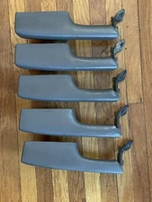 2002-2009 Trailblazer Armrest Door Handle Left Driver OEM Chevrolet Gray Arm