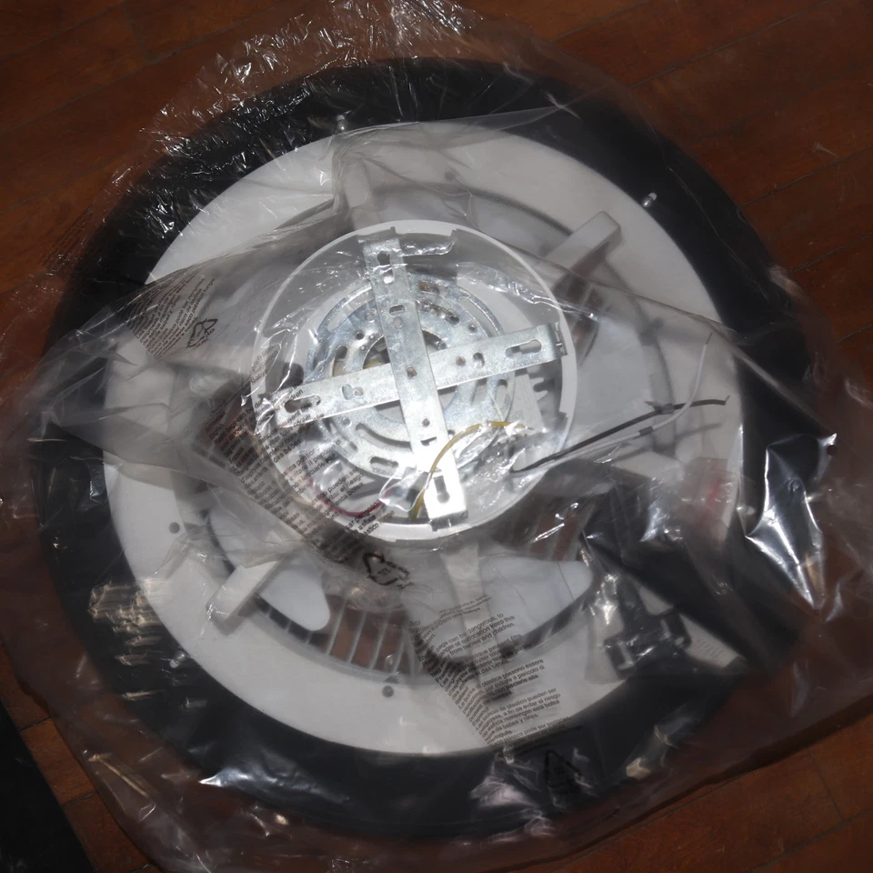 Tozing Integrated LED Modern Round Style Enclosed Flush Mount Ceiling Fan Light - Image 4 of 4