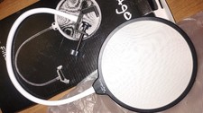 Dragon Pad Pop Filter New for Studio Mic Flexible Gooseneck Premium Sound White