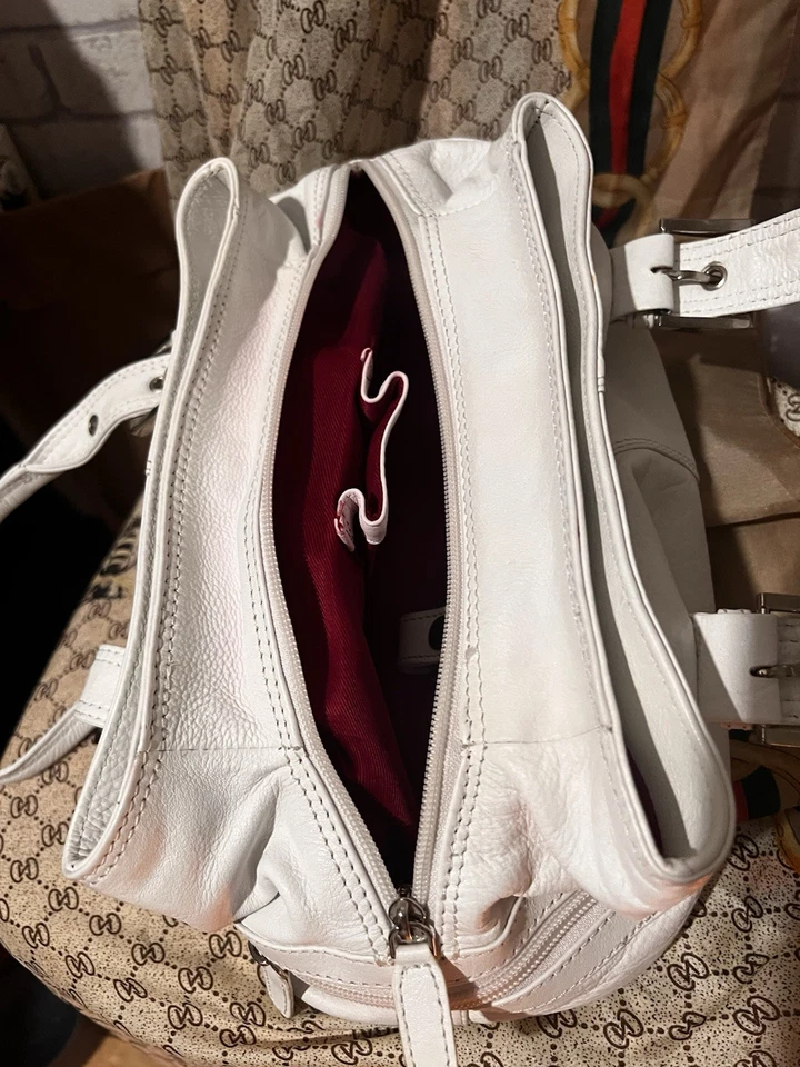 Tommy&Kate Genuine Leather Hand Bag Small, Slightly Discoloured Excellent Condit - Image 4 of 4