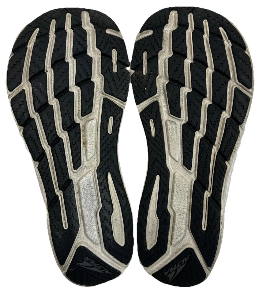 Zapatos para correr de carretera Altra Torin 7 para hombre con forma de 10,5 pies negros grises Foto 3 de 4