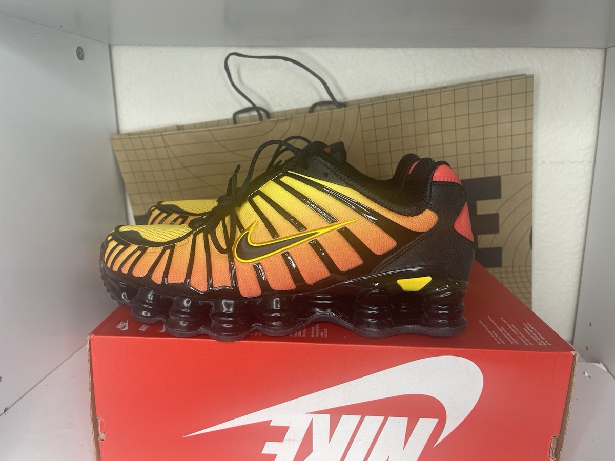 Men's Size 9 Nike Shox TL Shoes 