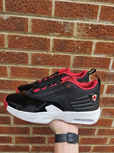 Scarpe Nike Jordan Max Aura 6 taglia UK 11 codice FQ8298 006