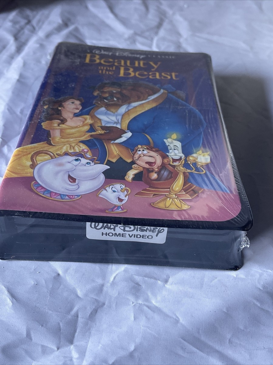 Walt Disney's BEAUTY & THE BEAST Deluxe Video Collector's Edition