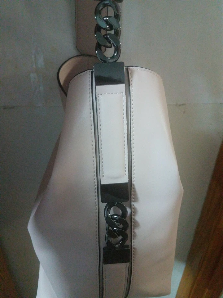 Bolsa Hobo Sam Edelman Chain Link nova sem etiquetas - Imagem 4 de 4