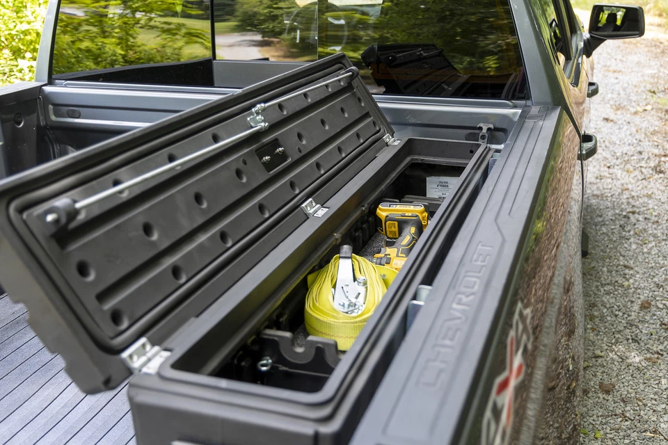DU-HA 70800 Humpstor w/Mounting Bracket for open beds or tonneau covers - Image 2 of 2