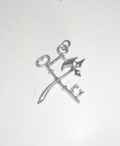 Vintage Estate Catholic Axe Key Officer Knight Columbus KC Badge Medal Pin Jewel