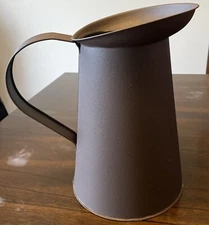 Colonial Tin Works Inc Tin Pitcher Made in India 10.5X10X7” New In Packaging