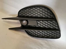 Fron Bumper Grille Lower Right Side Fit Mercedes-Benz GLC 2016-2022 A2538853600