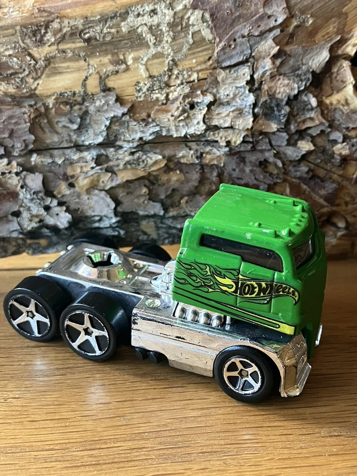 Camión Mattel Hot Wheels 2013 semi Mac plataforma cabina para perros verde ~ F248 Foto 2 de 4