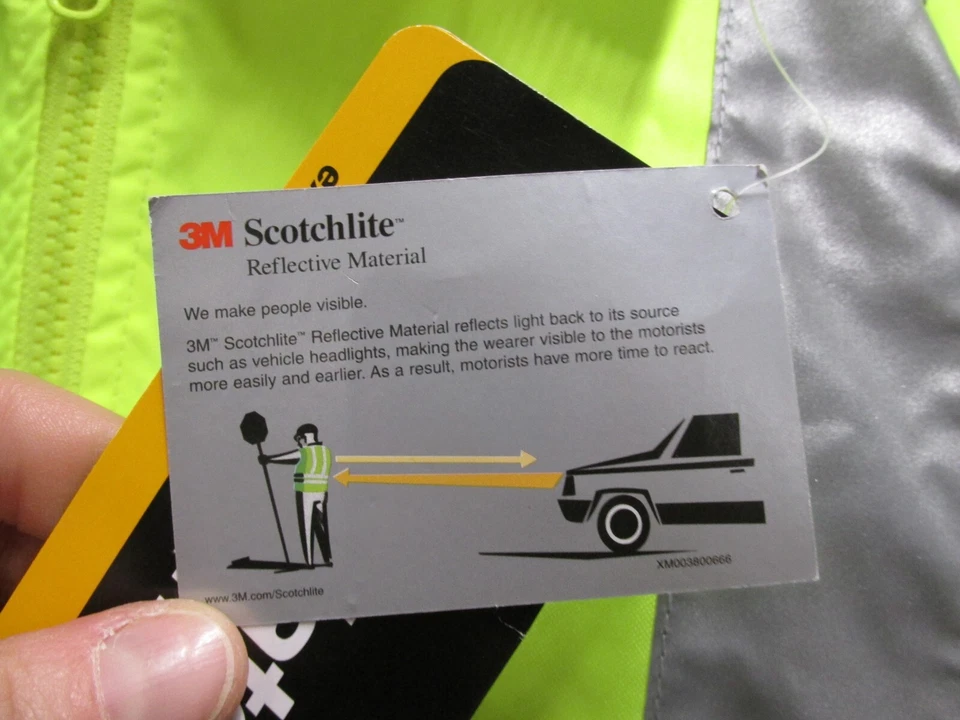 Be Tenacious Glowear 3M Thinsulate High Visibility Work Jacket Size XL - Image 3 of 4