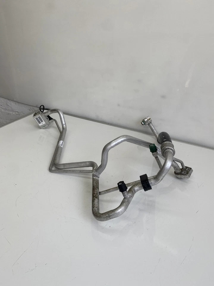 TESLA MODEL X 100D 2018 A/C Air Con Hose Pipe 1056259-00-D (N218) - Image 3 of 4